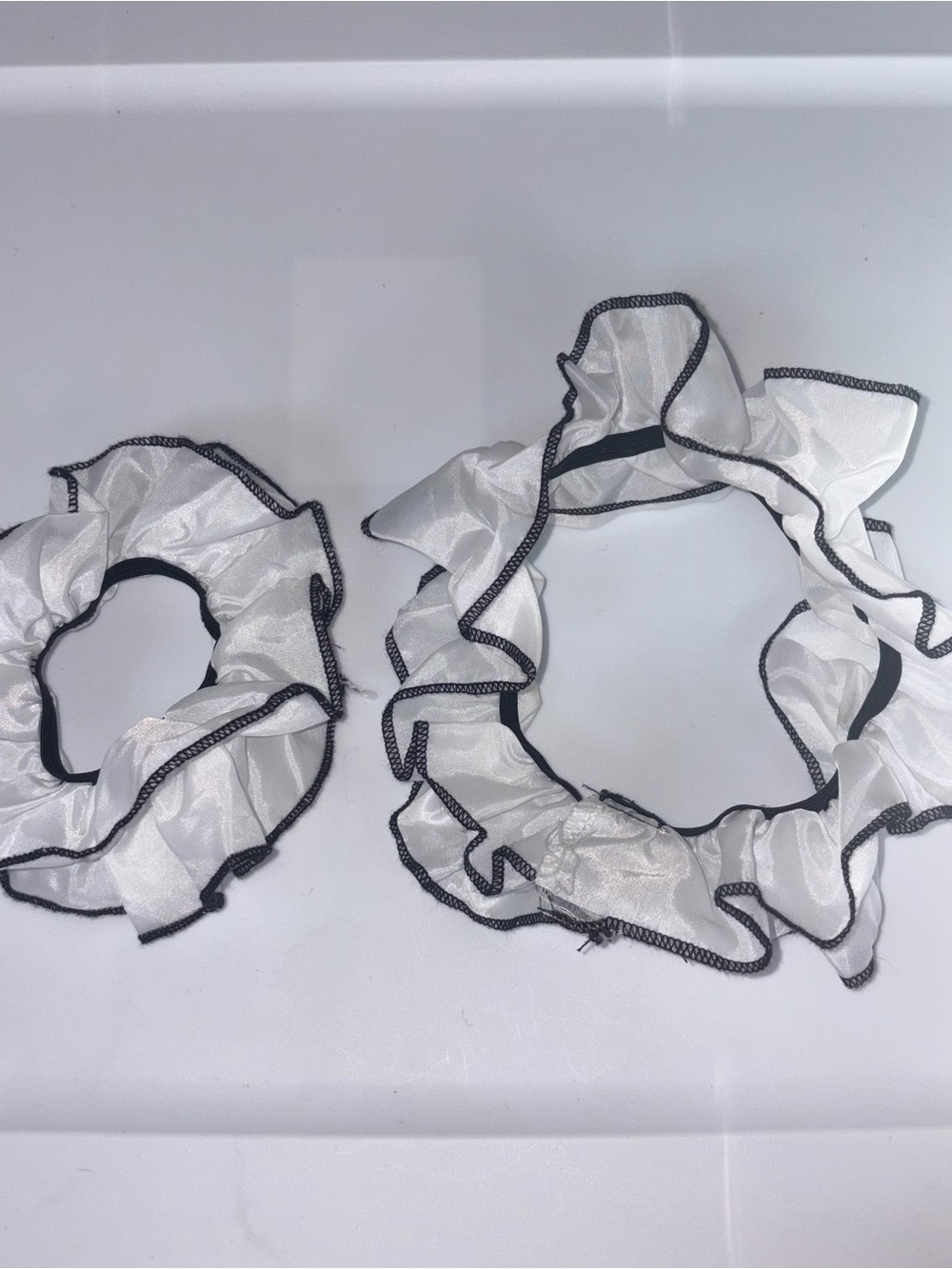 White & Black Stretchy Hair Scrunchie and Choker